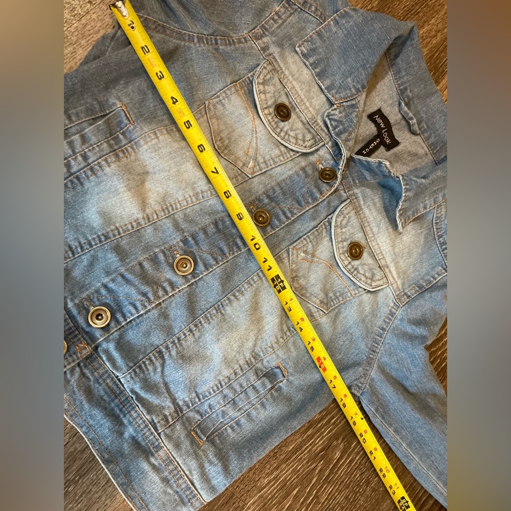 New Look Cropped Denim Jacket - Picture 8 of 8